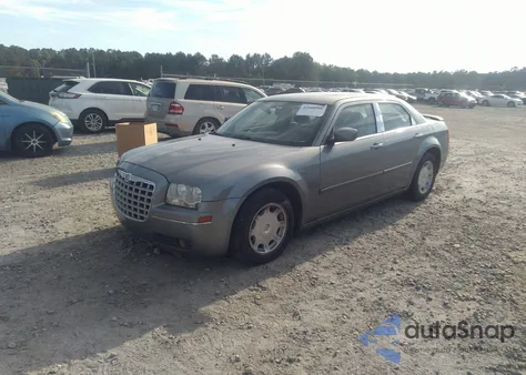 2006 Chrysler 300 Touring from USA, damaged, VIN 2C3KA53G06H206195